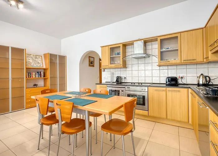Appartement Spacious 3-bedroom At Tigne Sliema