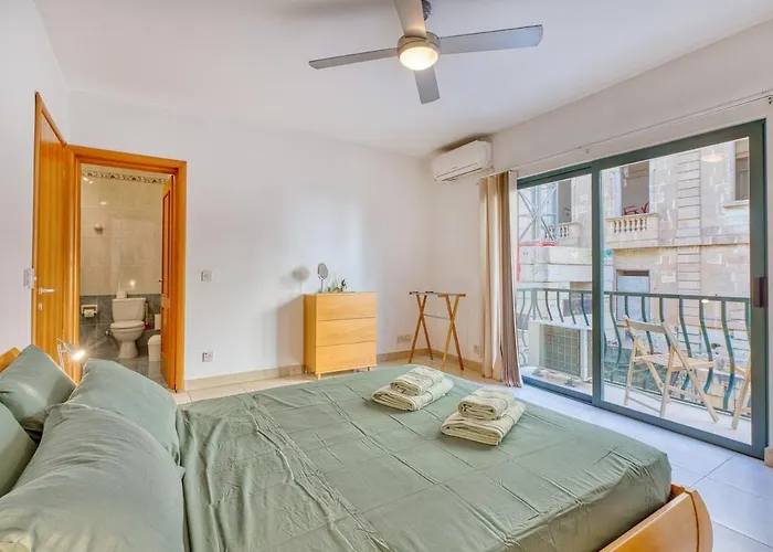 Daire Spacious 3-bedroom At Tigne *