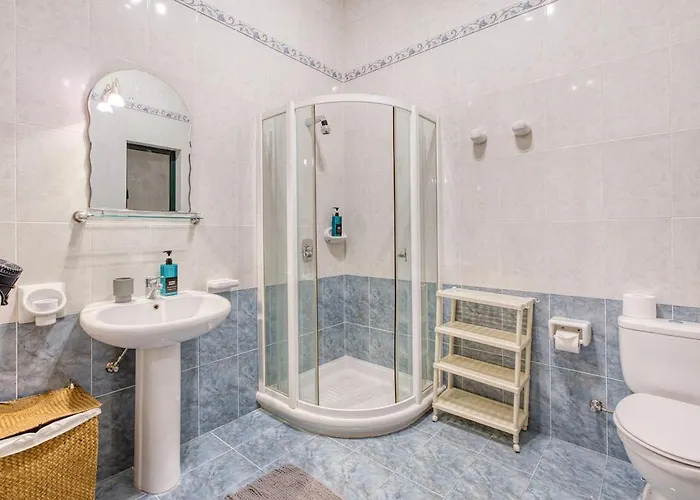 Spacious 3-bedroom At Tigne *